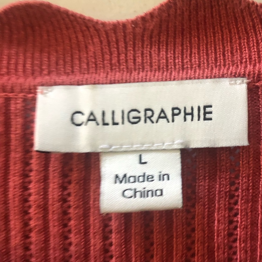 Calligraphie•L•Red Sweater - Picture 4 of 6